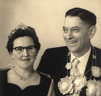 1957/58 S.M. Jakob I. und Königin Christine Bresser