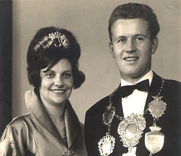 1964/65 S.M. Willi II. und Königin Elisabeth Belz